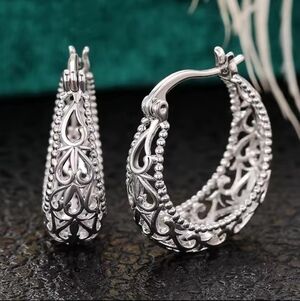 Hollow Out Design Metalic Silver Tone Hoop Earrings